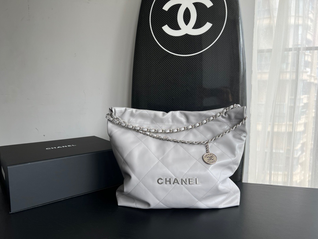 Chanel 22P Cow Leather Medium Handbag