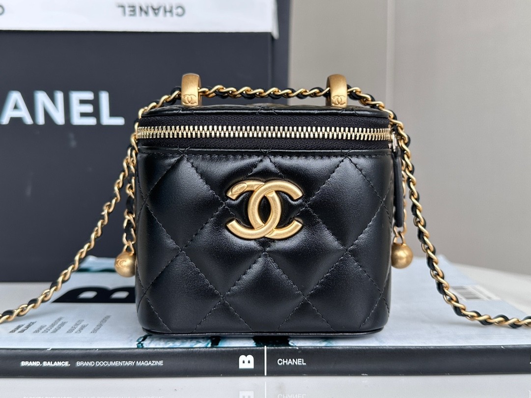 CHANEL Superior Workshop double gold beads small box black genuine leather