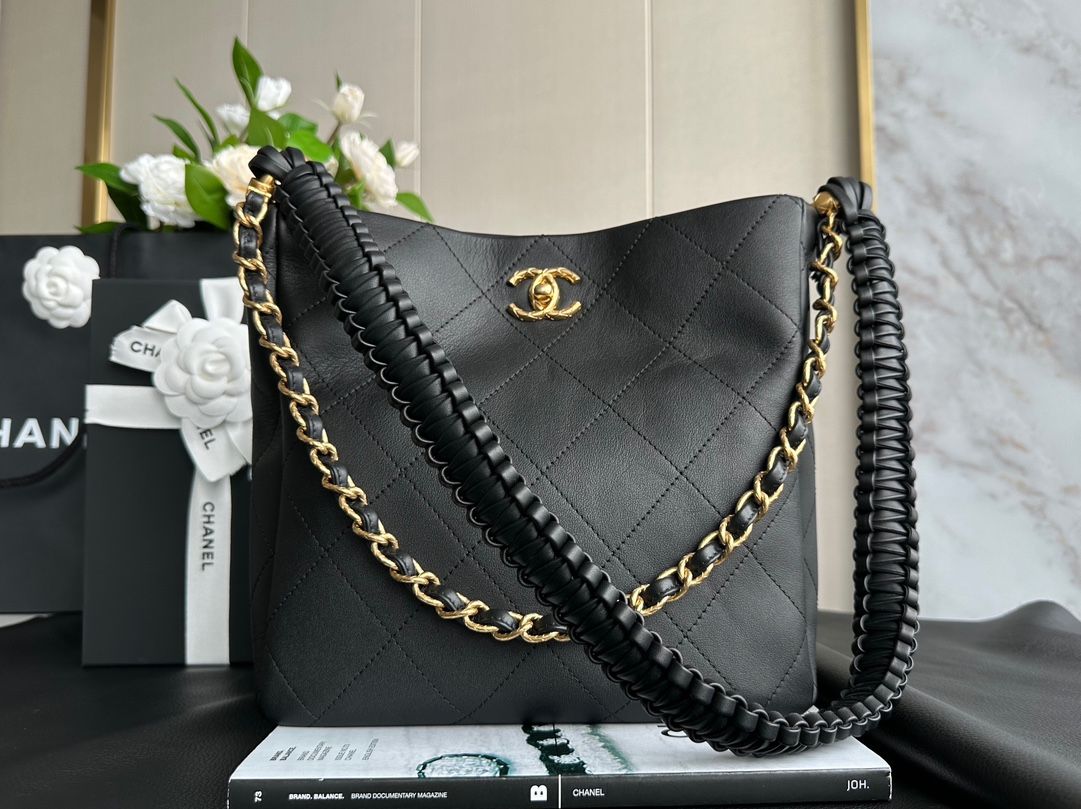 Chanel 23A Premium Workshop Hobo bag