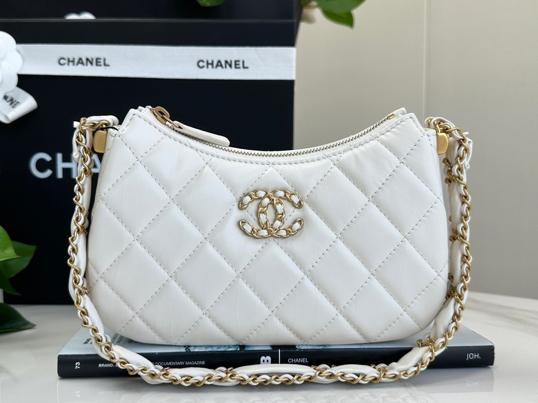 CHANEL 23K 19Hobo Underarm Bag in four colors