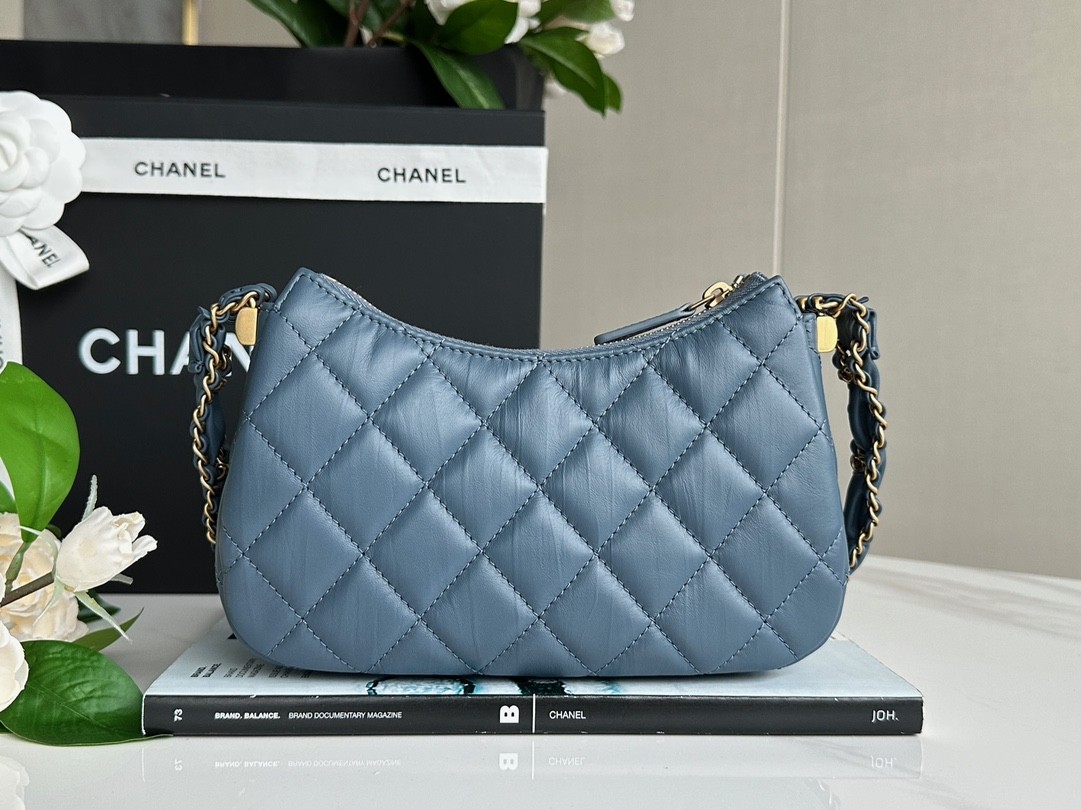 CHANEL 23K 19Hobo Underarm Bag in four colors