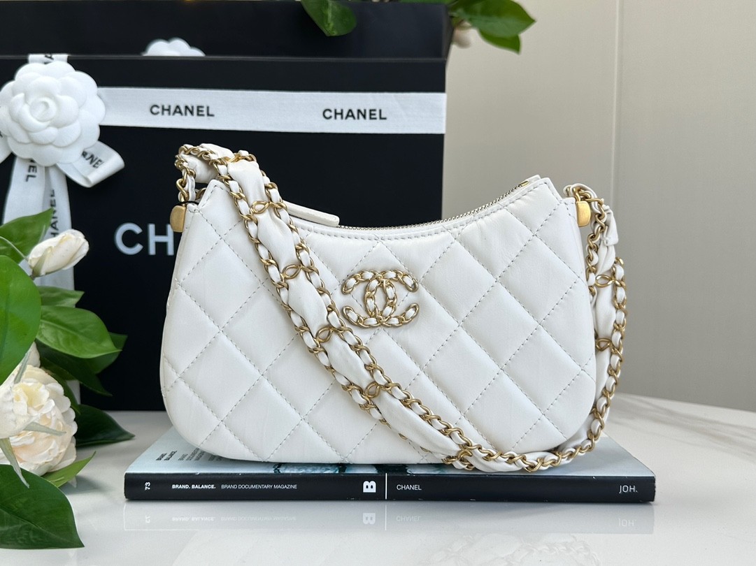 CHANEL 23K 19Hobo Underarm Bag in four colors