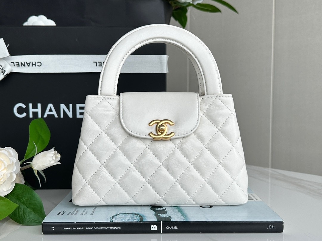 Chanel 23K Kelly handbag three colors