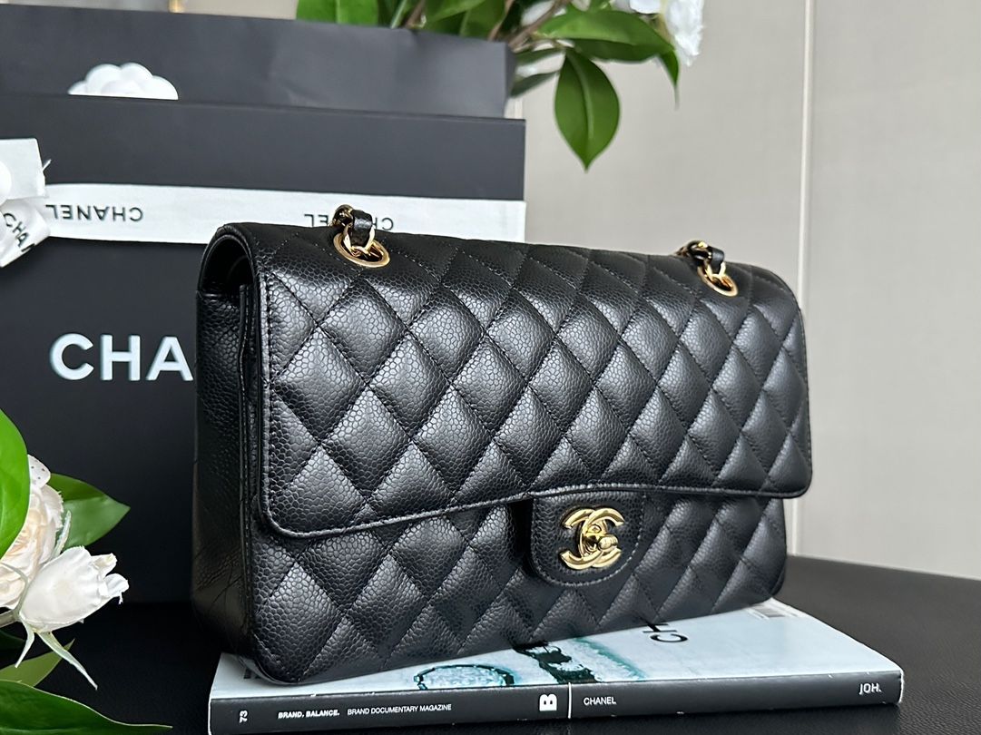 CHANEL Classic 11.12 Handbag