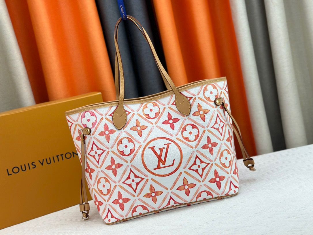 Louis Vuitton Neverfull MM Handbag