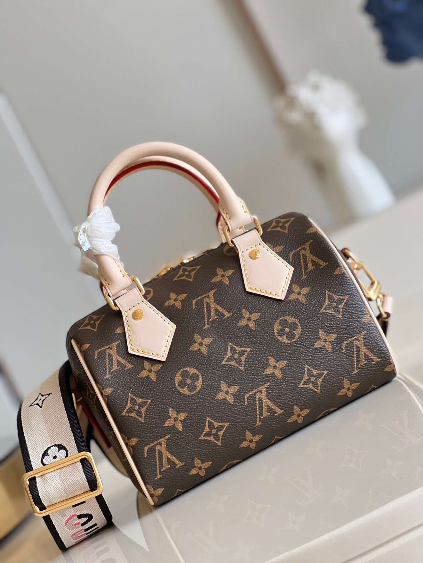 Louis Vuitton SPEEDY BANDOULIERE 20 Handbag