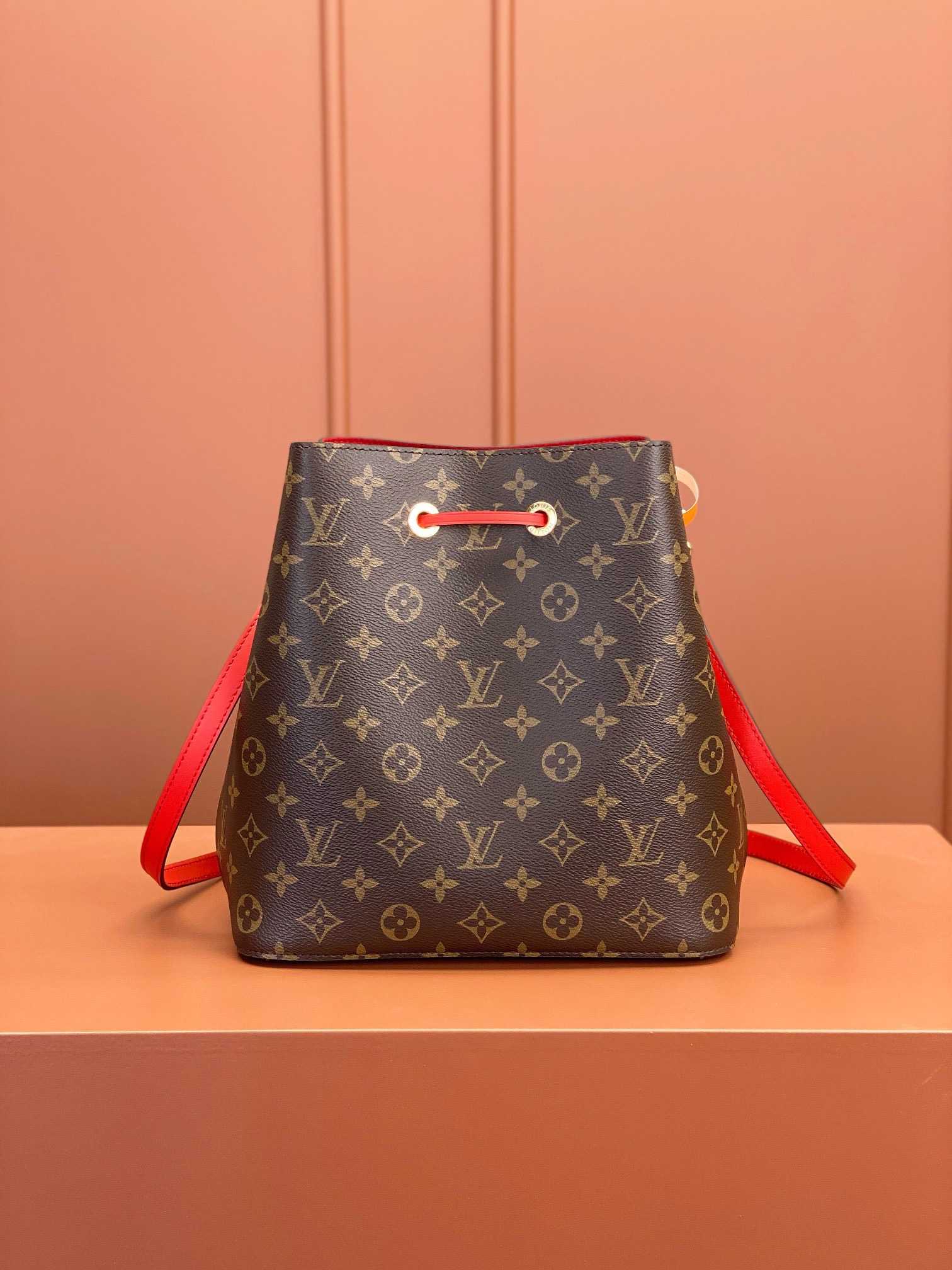 Louis Vuitton NEONOE MM Handbag M44021