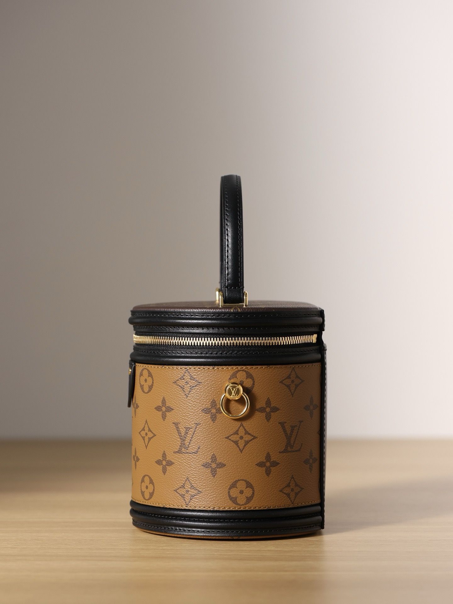 Louis Vuitton Cannes Makeup Bucket Bag