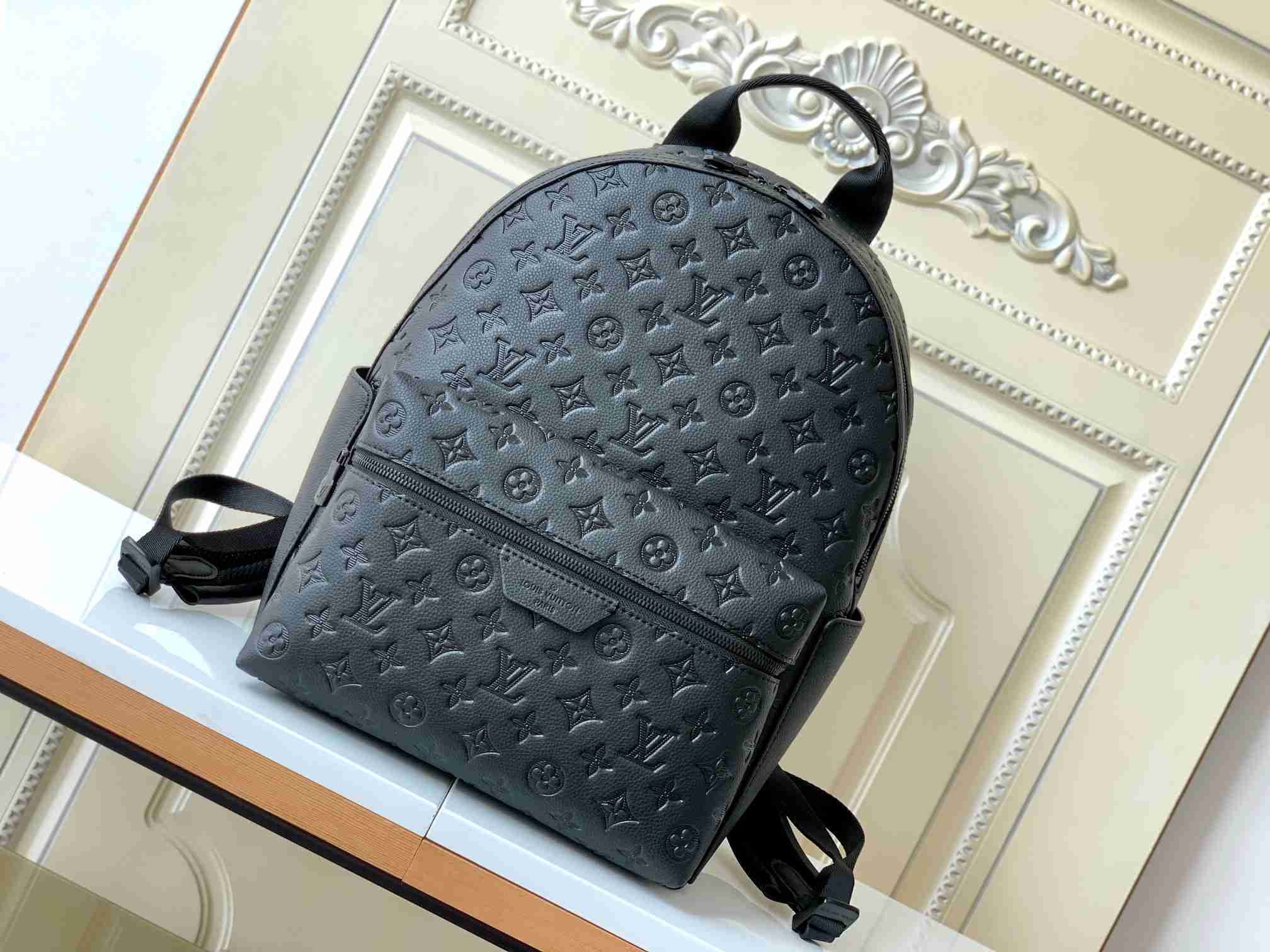 Louis Vuitton DISCOVERY embossed backpack