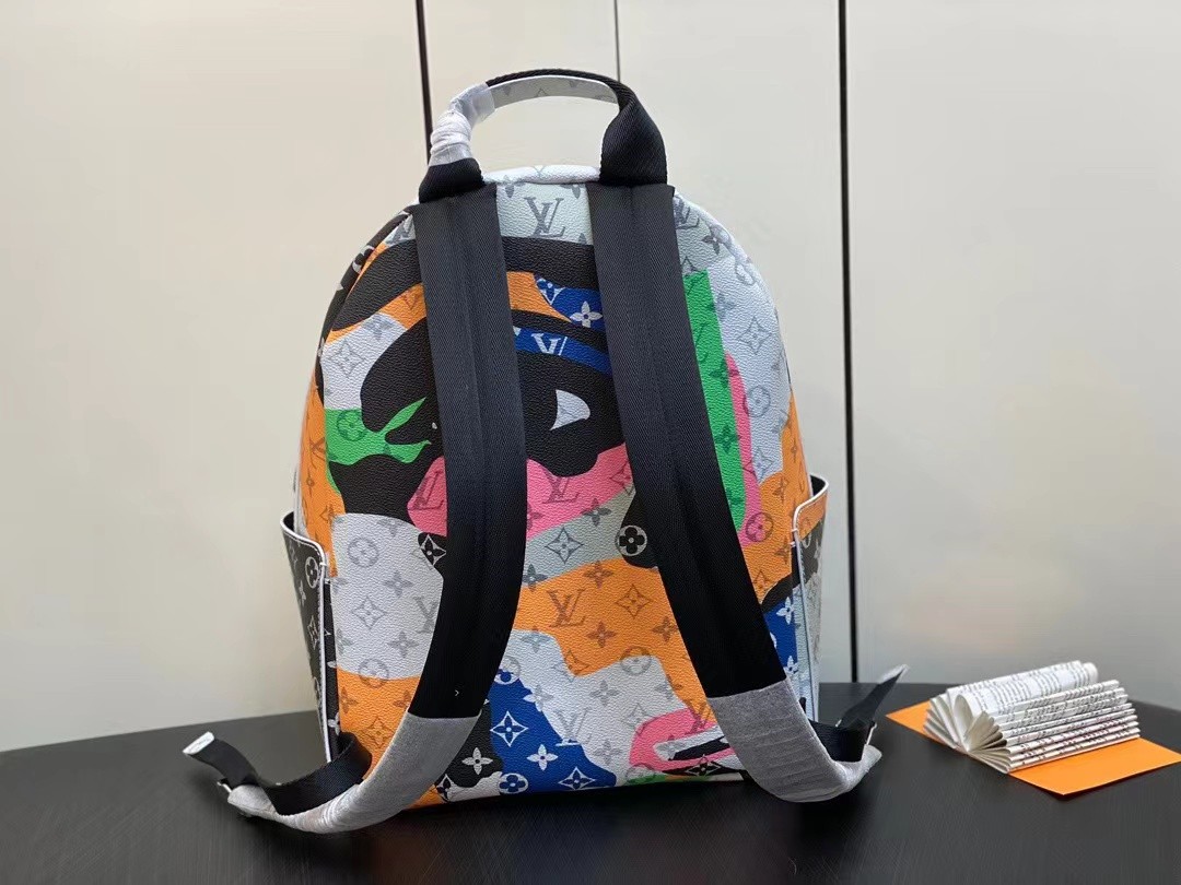 Louis Vuitton DISCOVERY White Eyes small backpack